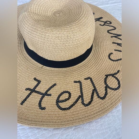 Four buttons  hello sunshine sun/ beach hat 100% paper straw - Picture 3 of 9